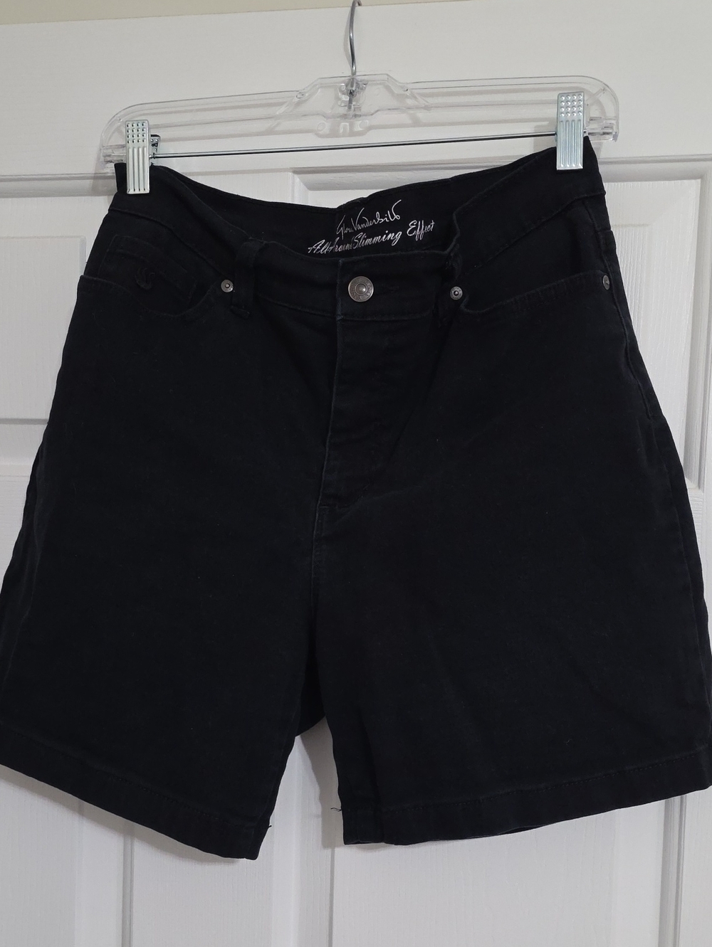 Gloria Vanderbilt Black High-Rise Women’s Shorts